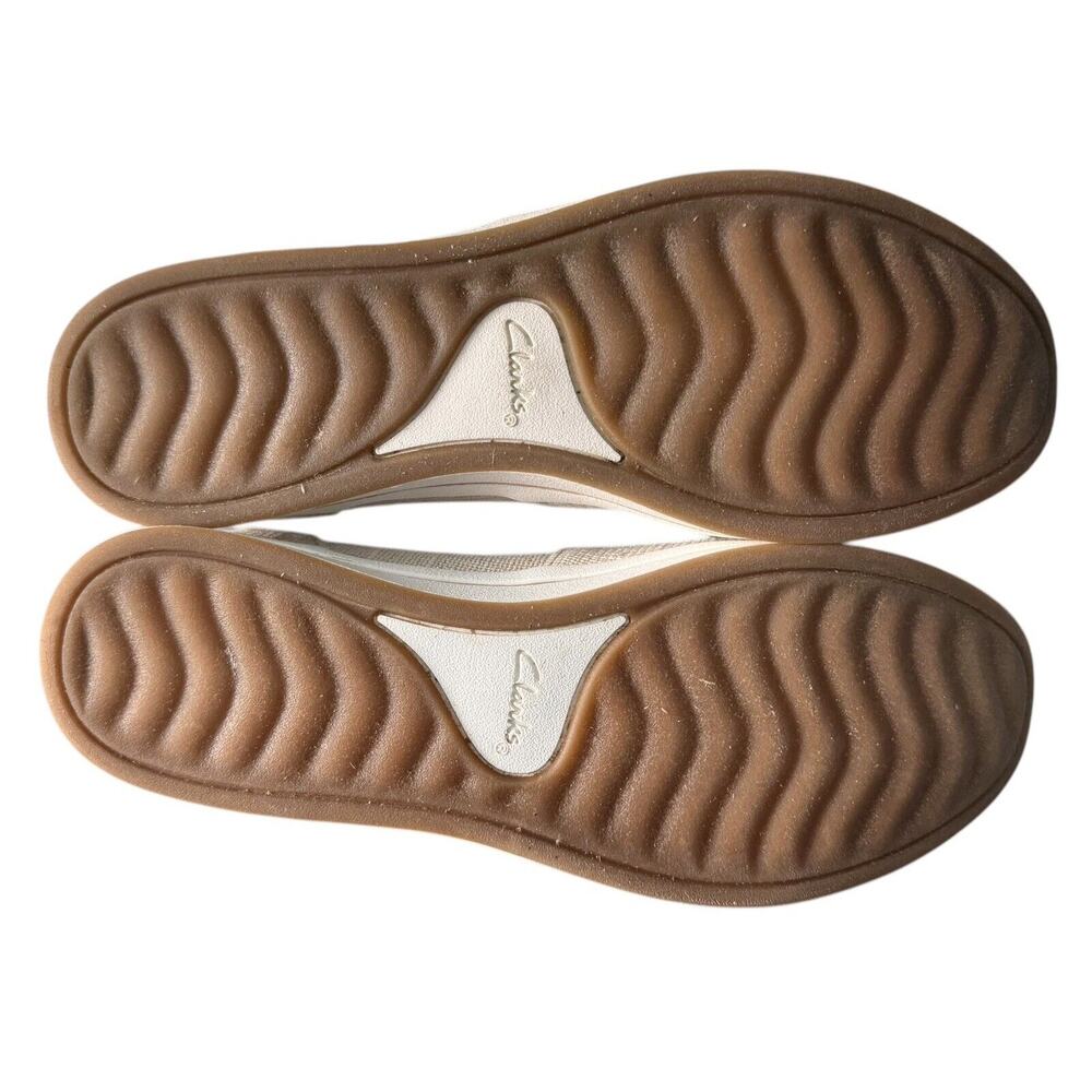 Clarks Womens Sz 7M Cloud Steppers Breeze Step II Shoe Natural Interest Slip On - Picture 8 of 12